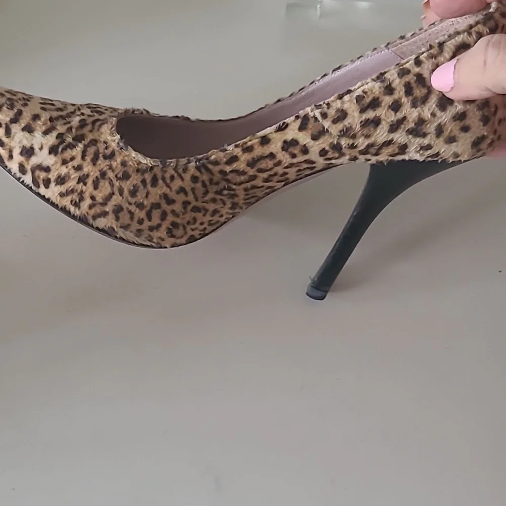 Leopard Pumps